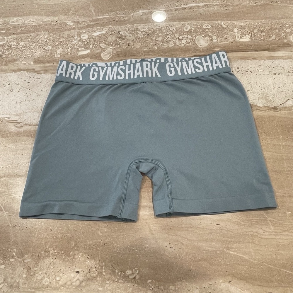 Gymshark Fit Seamless Athletic Workout Shorts in Green Womens Size Large‎